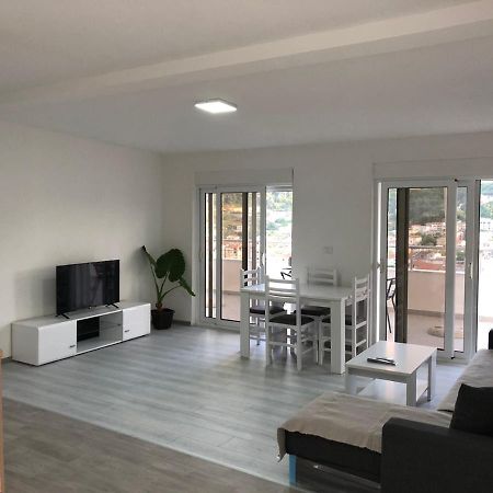 Apartments Rex Ulcinj Extérieur photo