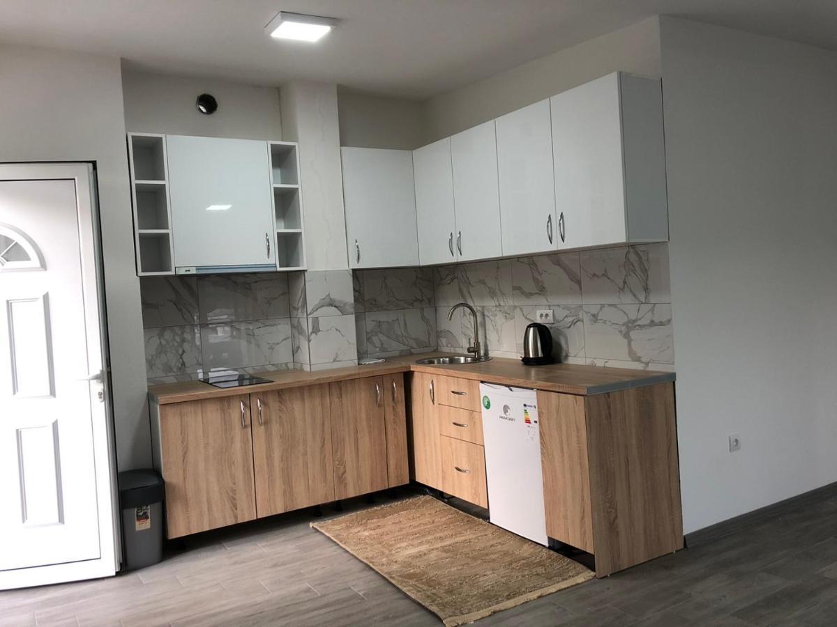 Apartments Rex Ulcinj Extérieur photo