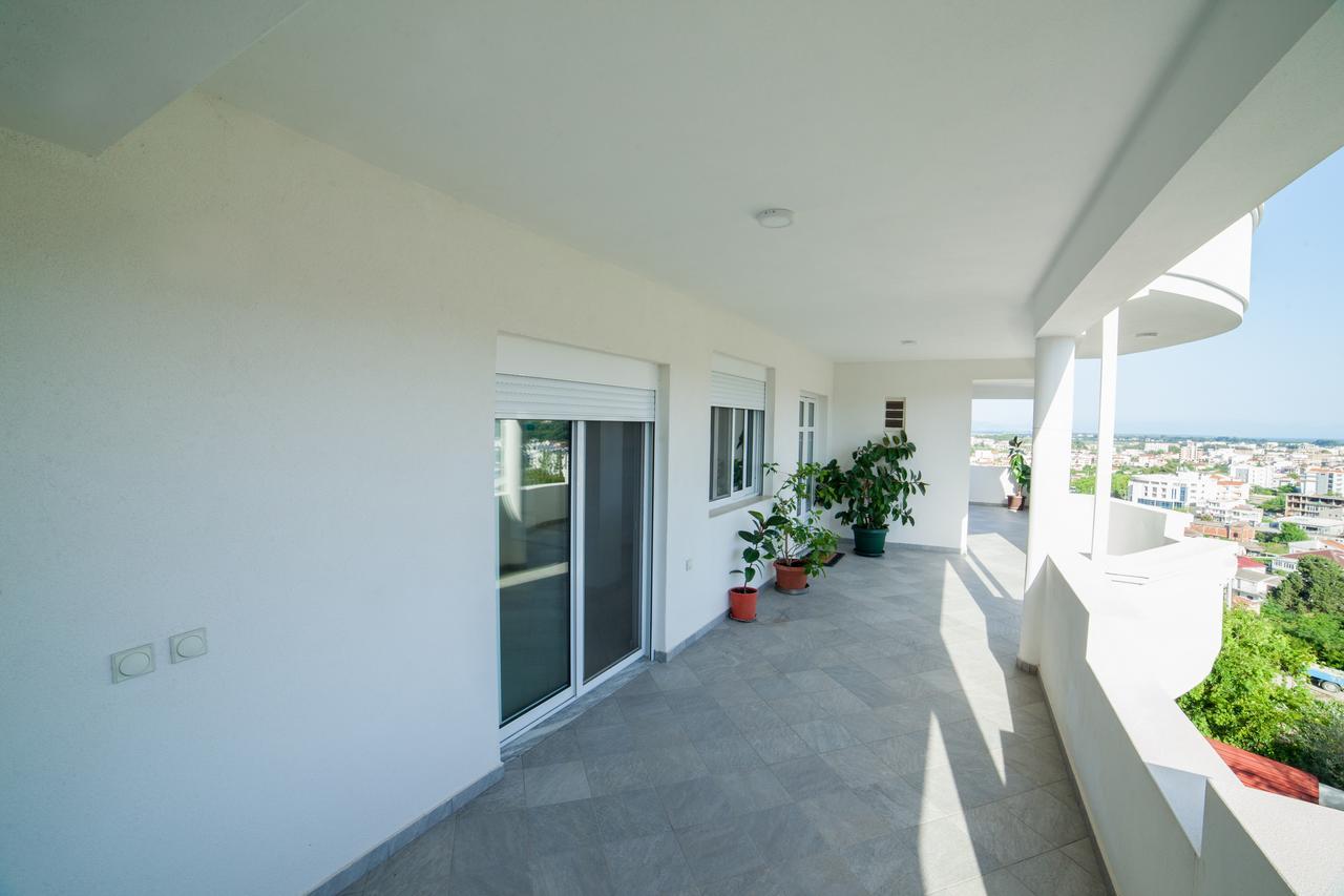 Apartments Rex Ulcinj Extérieur photo