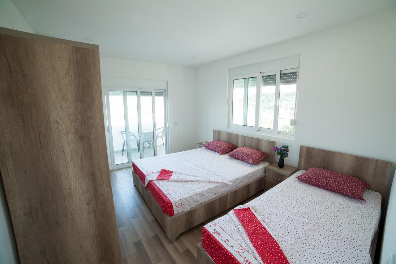 Apartments Rex Ulcinj Extérieur photo