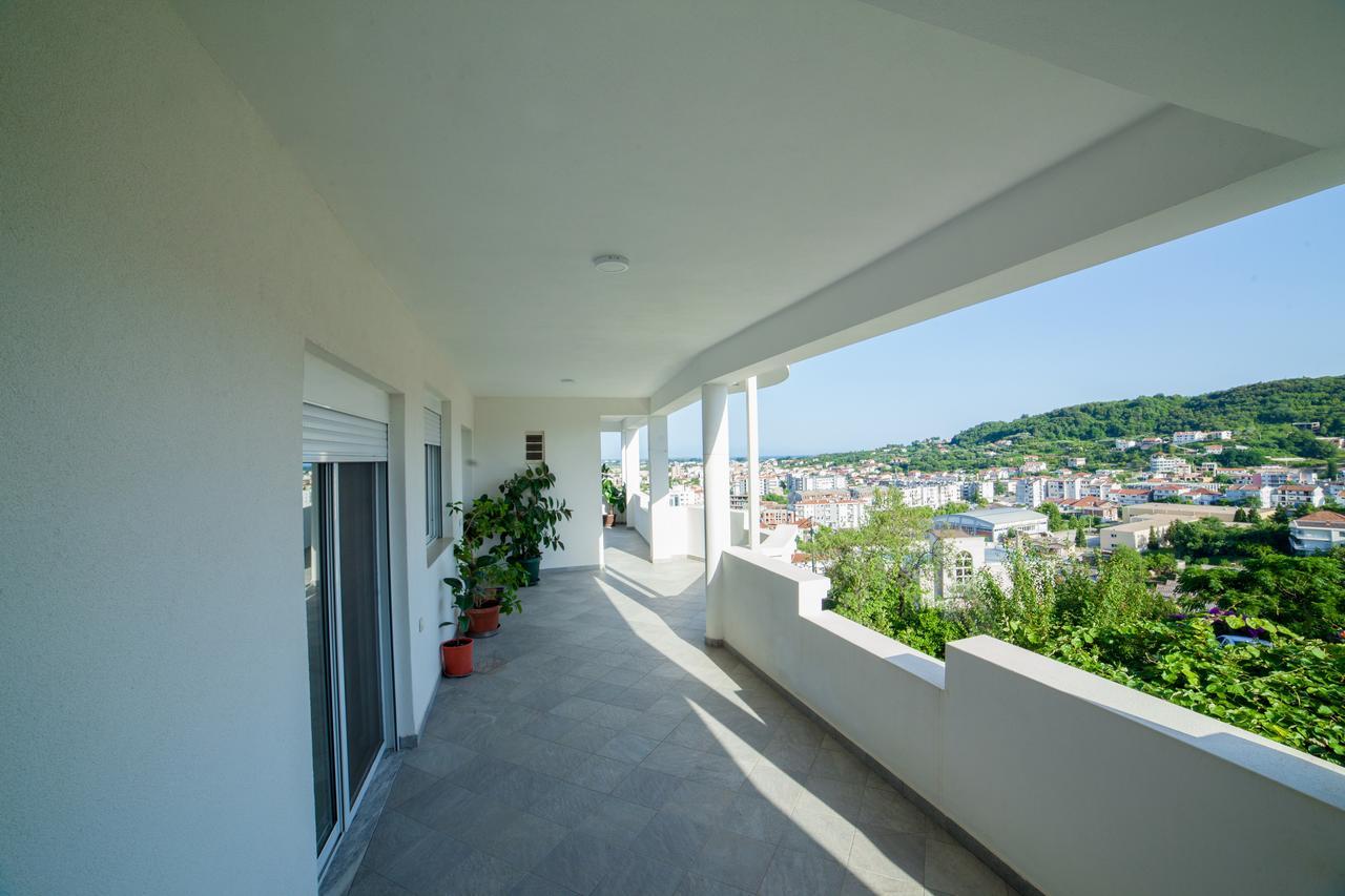 Apartments Rex Ulcinj Extérieur photo
