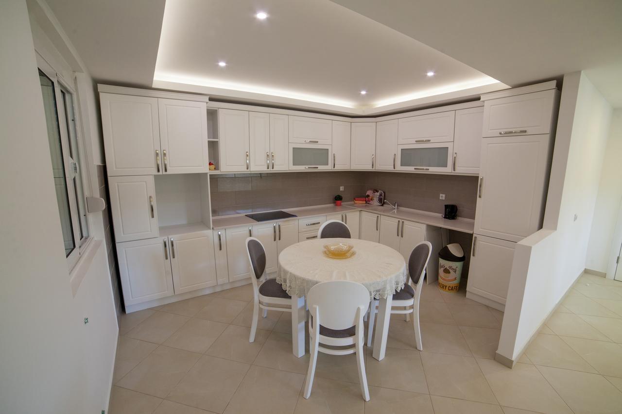 Apartments Rex Ulcinj Extérieur photo