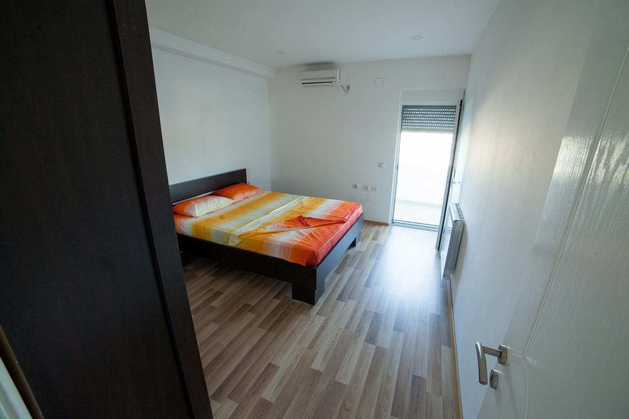 Apartments Rex Ulcinj Extérieur photo