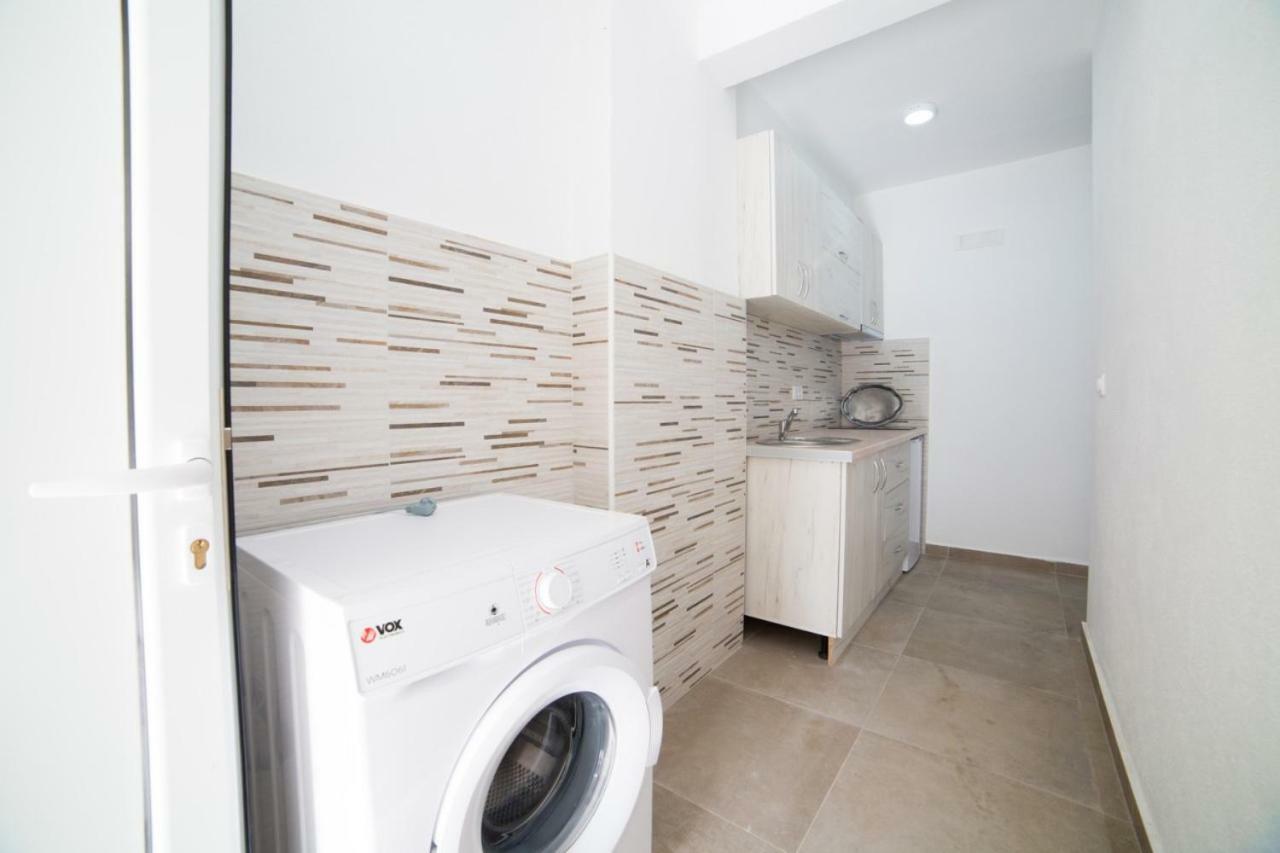 Apartments Rex Ulcinj Extérieur photo