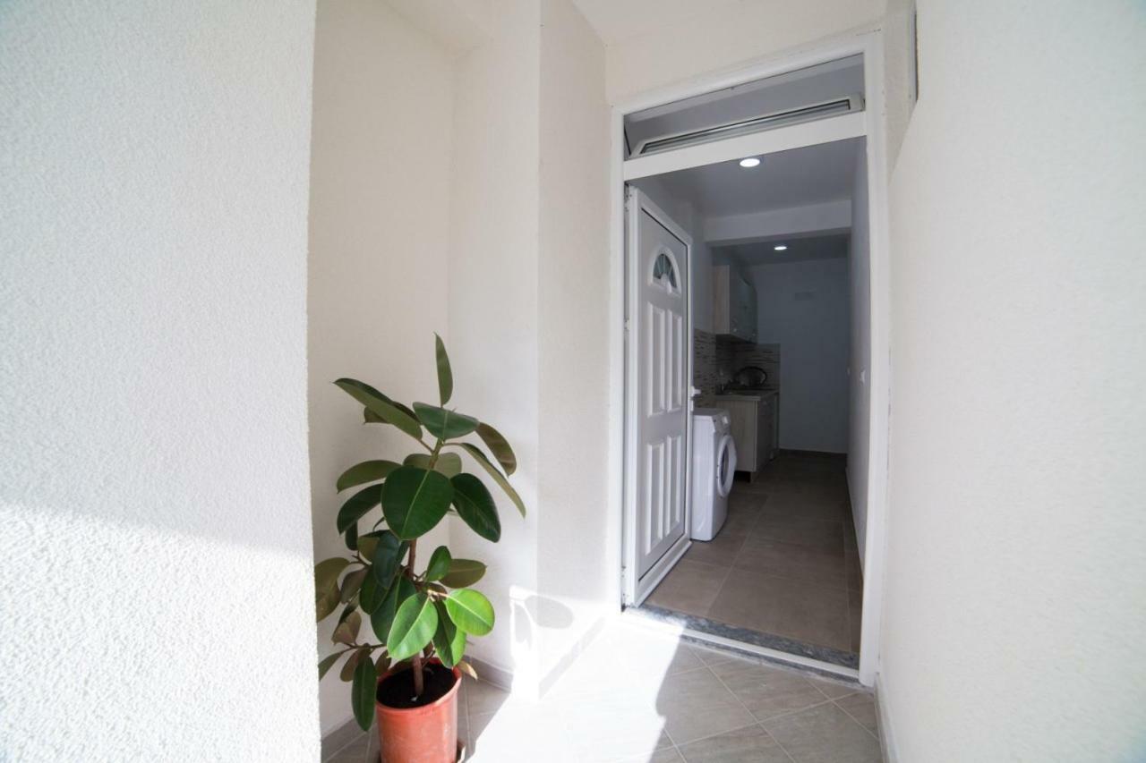 Apartments Rex Ulcinj Extérieur photo